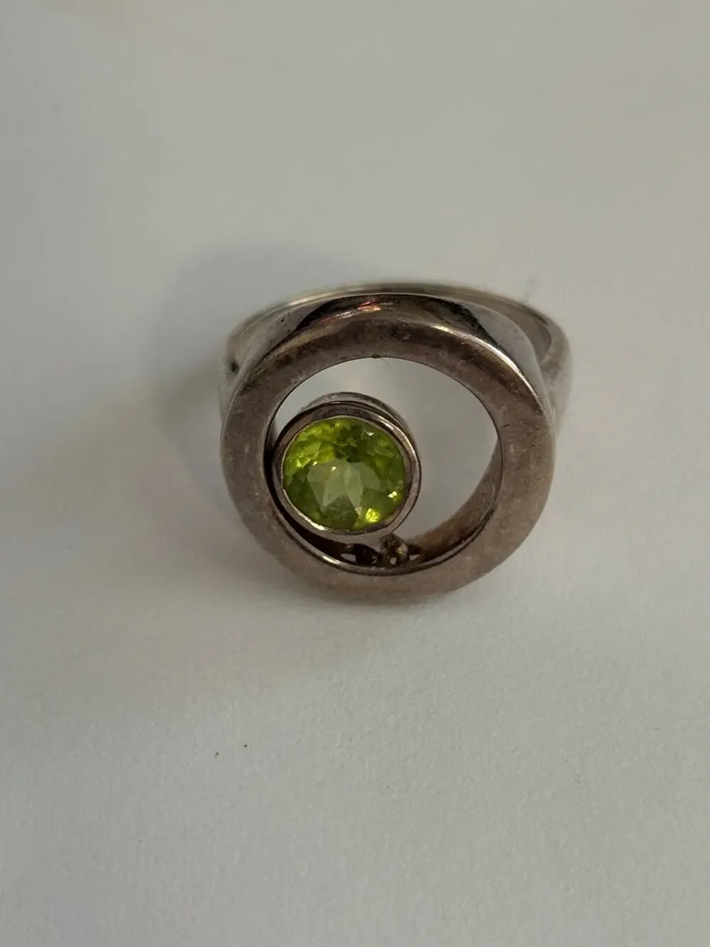 Sterling Silver Peridot Ring Size 7